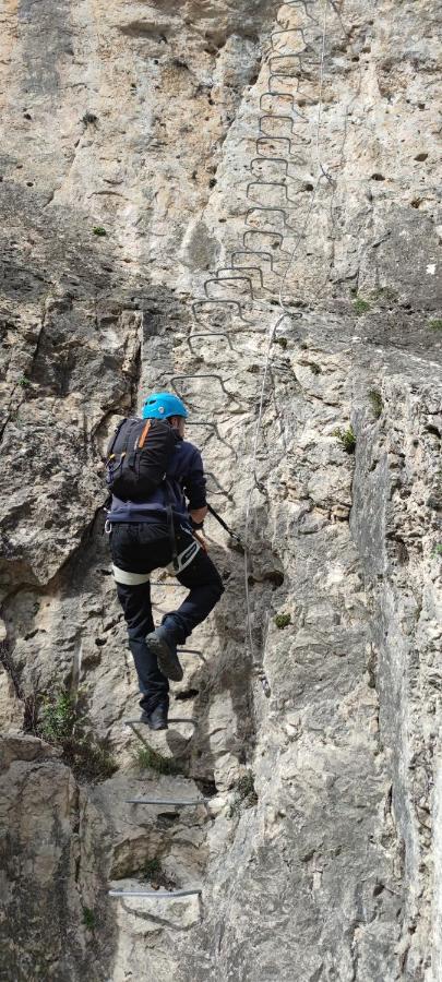 Hotel Rio Escabas, Serrania De Cuenca Cañamares Exteriör bild